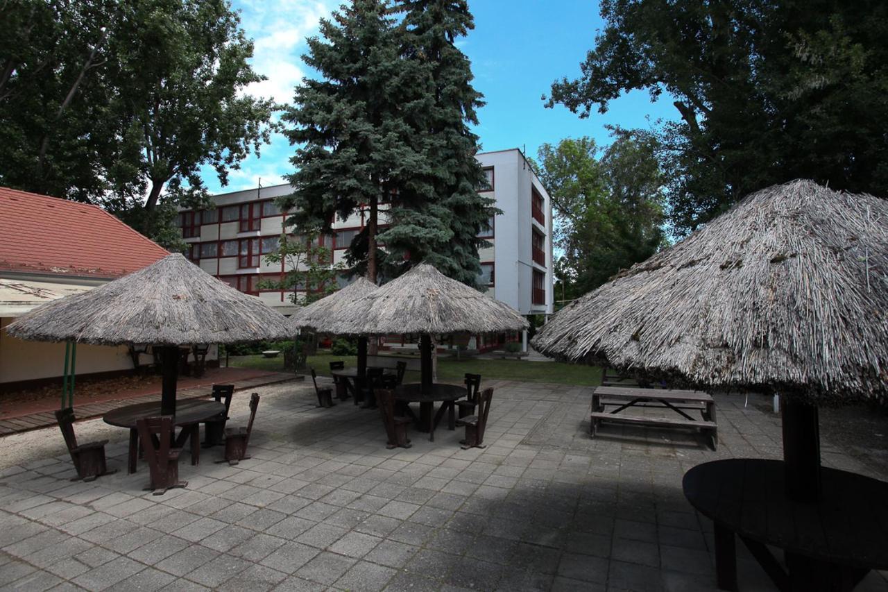Rev Szallo Balaton Hotell Szántód Eksteriør bilde