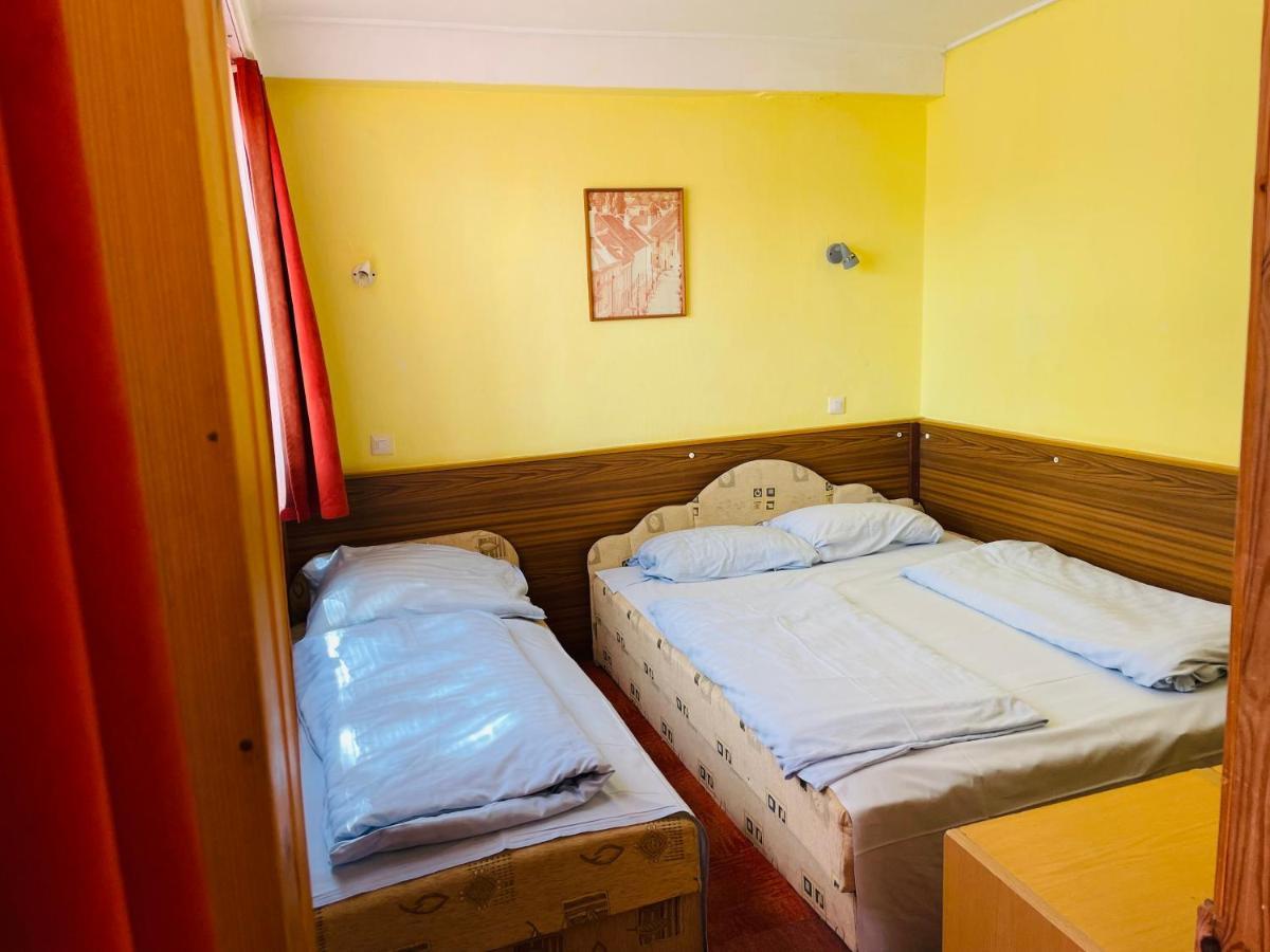 Rev Szallo Balaton Hotell Szántód Eksteriør bilde